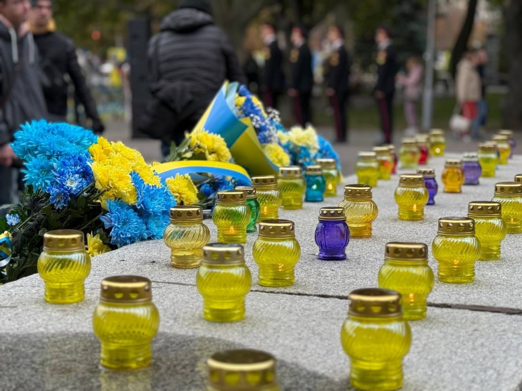 Фото без опису